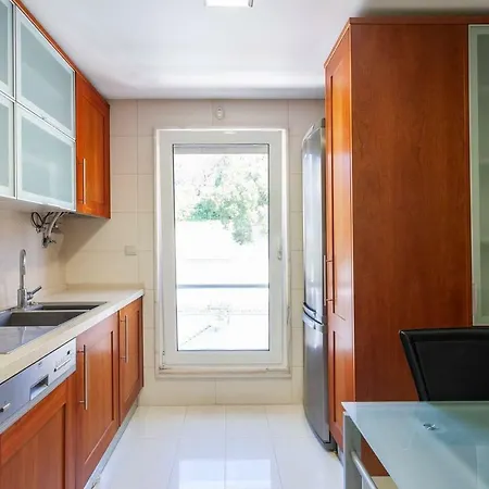 Luxury T2 * Lissabon